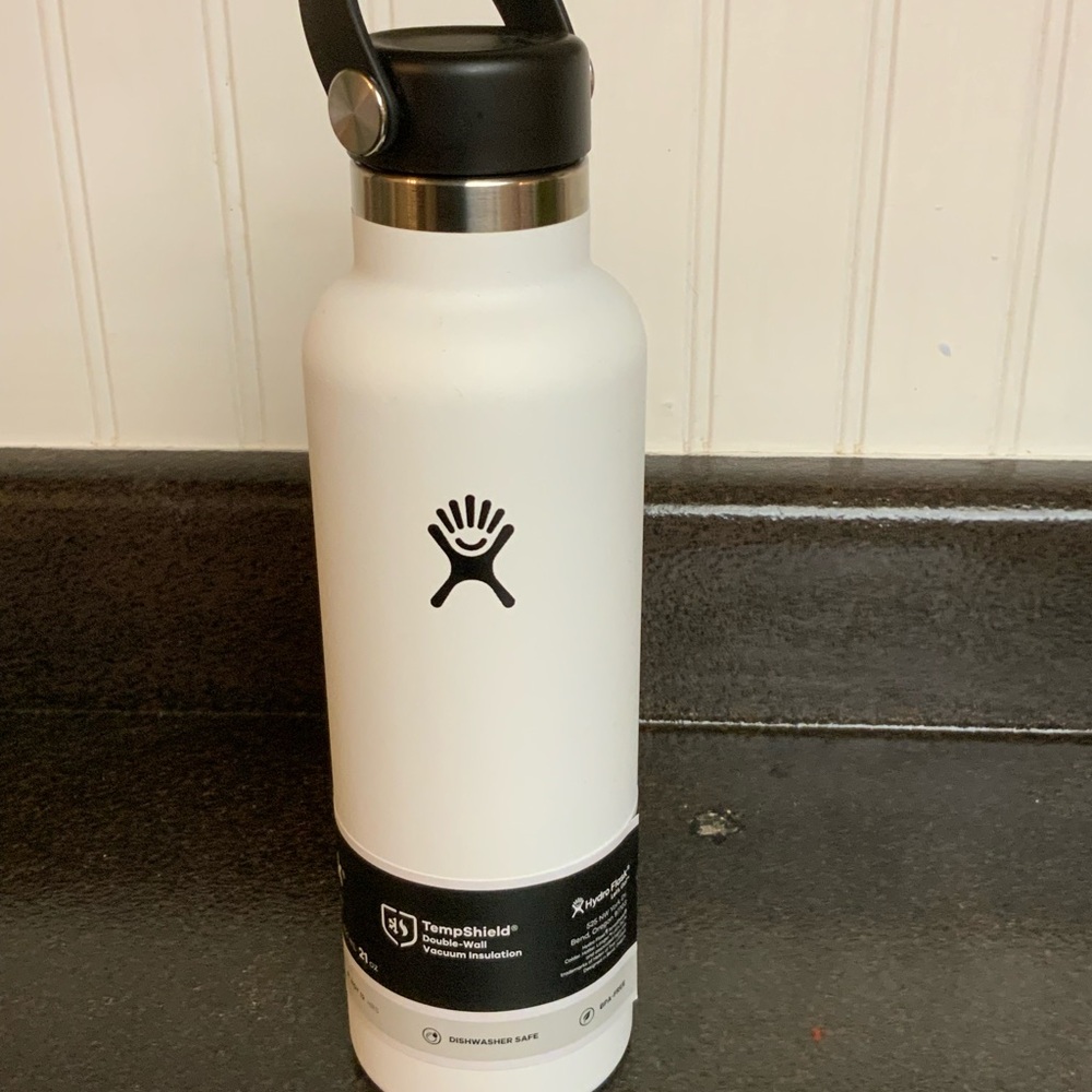 Hydro Flask Standard Mouth 21 oz in White